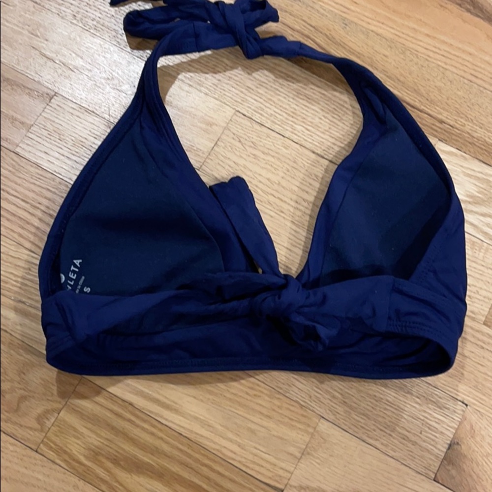 Athleta - Picture 2 of 3